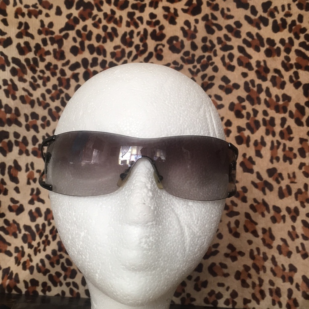Universal sunglasses